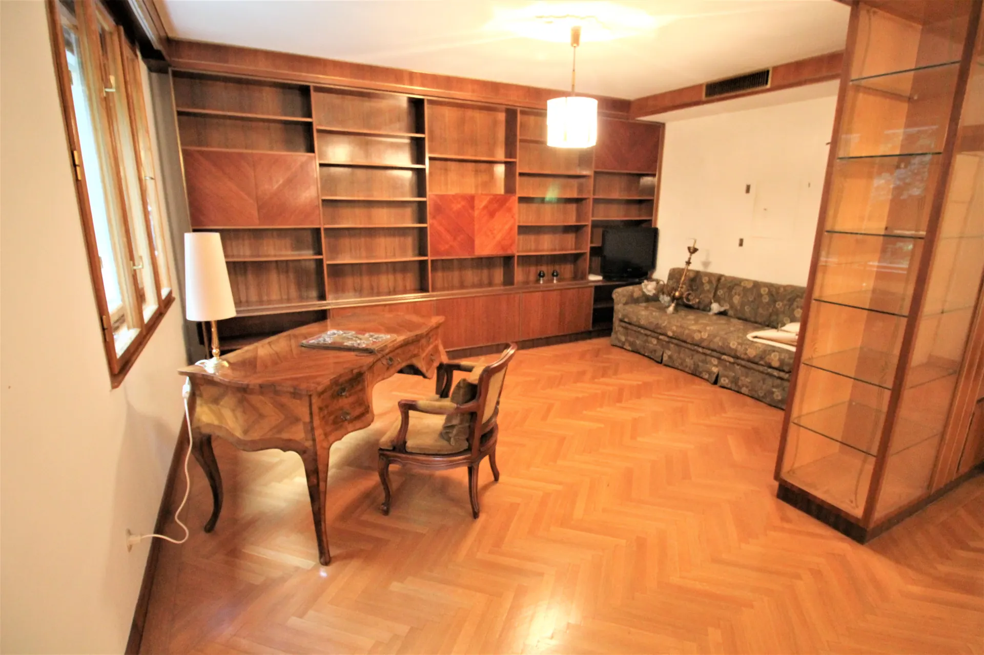 Haus Wien Wohnzimmer holzvertäfelung – Immobilienmakler Wien | IZY Immobilien Haus Wien Wohnzimmer holzvertäfelung – Immobilienmakler Wien | IZY Immobilien