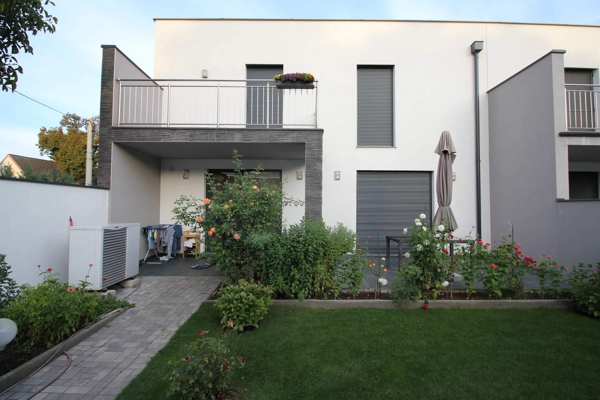 Haus Wien Fassade modern – Immobilienmakler Wien | IZY Immobilien Haus Wien Fassade modern – Immobilienmakler Wien | IZY Immobilien