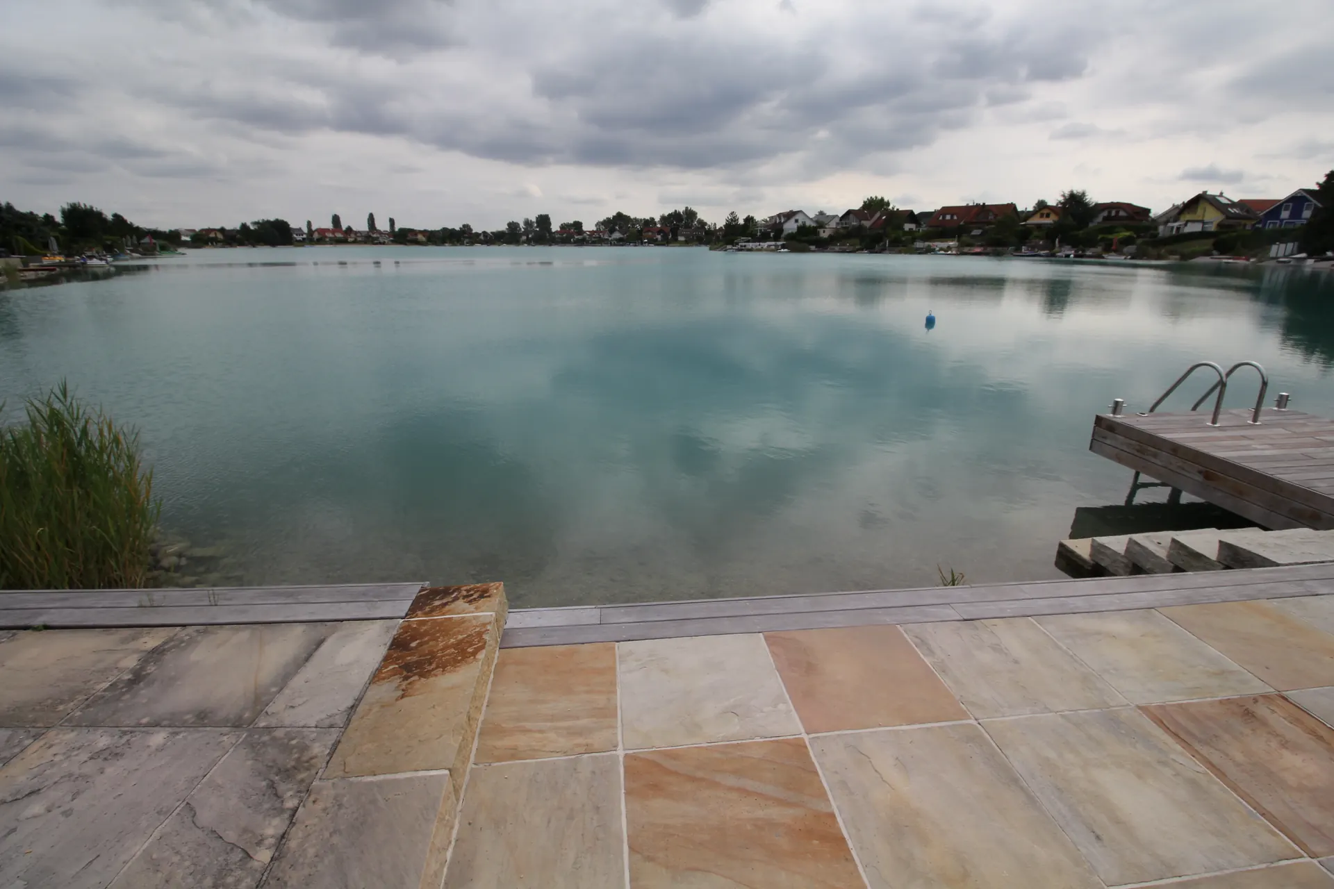 Haus Seegrundstück Terrasse See blick – Immobilienmakler Wien | IZY Immobilien Haus Seegrundstück Terrasse See blick – Immobilienmakler Wien | IZY Immobilien