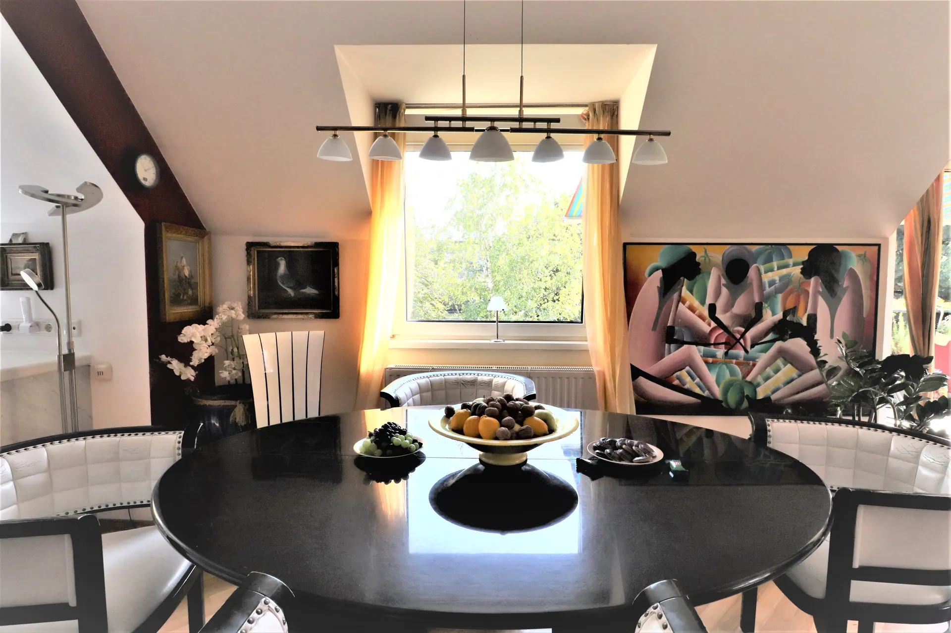 Haus Wien esstisch rund – Immobilienmakler Wien | IZY Immobilien Haus Wien esstisch rund – Immobilienmakler Wien | IZY Immobilien