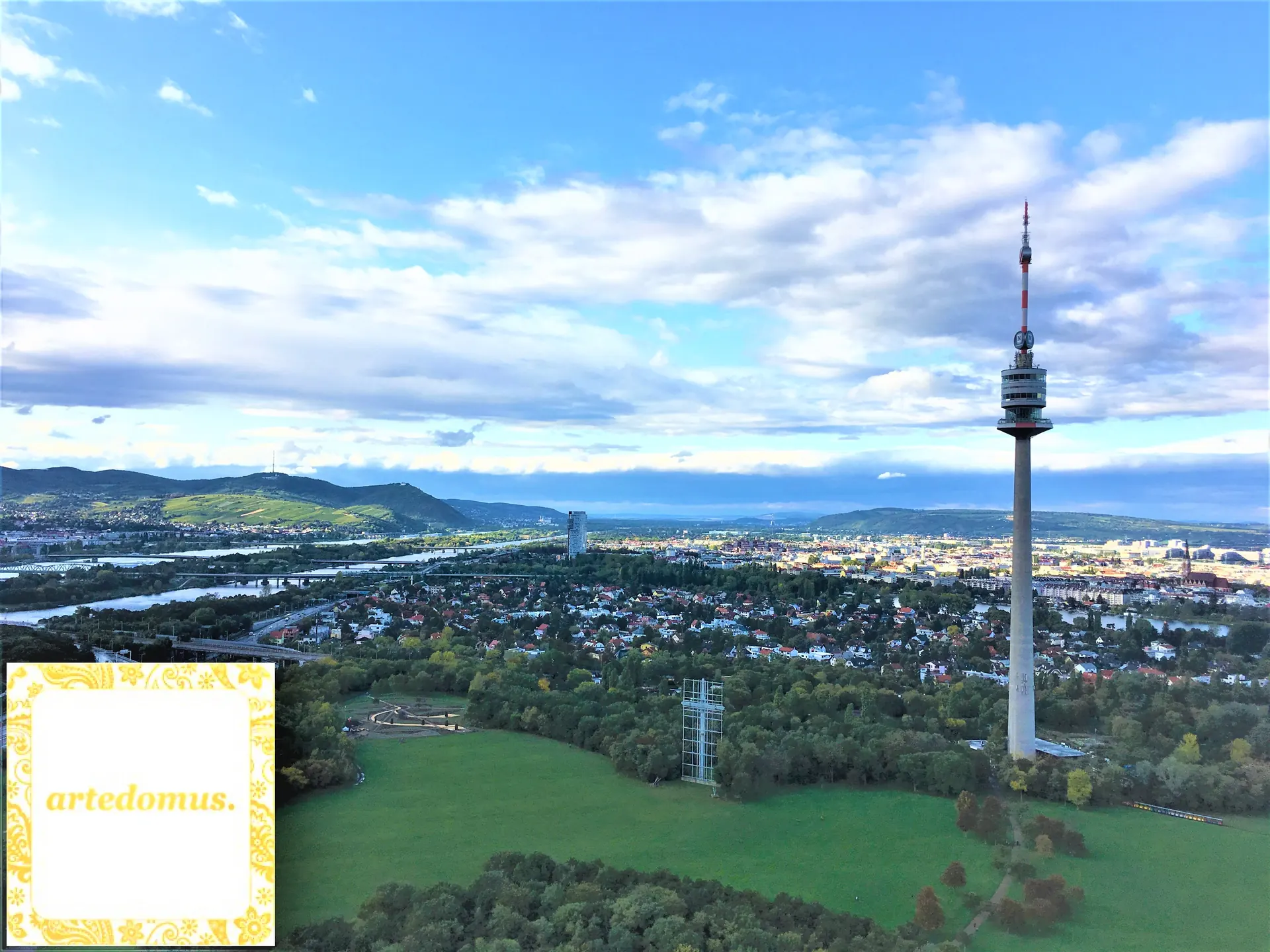 Donauturm Aussicht Wien Balkon – Immobilienmakler Wien | IZY Immobilien Donauturm Aussicht Wien Balkon – Immobilienmakler Wien | IZY Immobilien